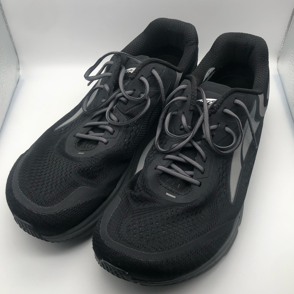 Men’s size 14 Altra running shoes